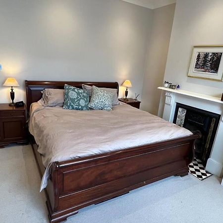 Four Bedroom Modern Victorian Wandsworth House Londres Extérieur photo